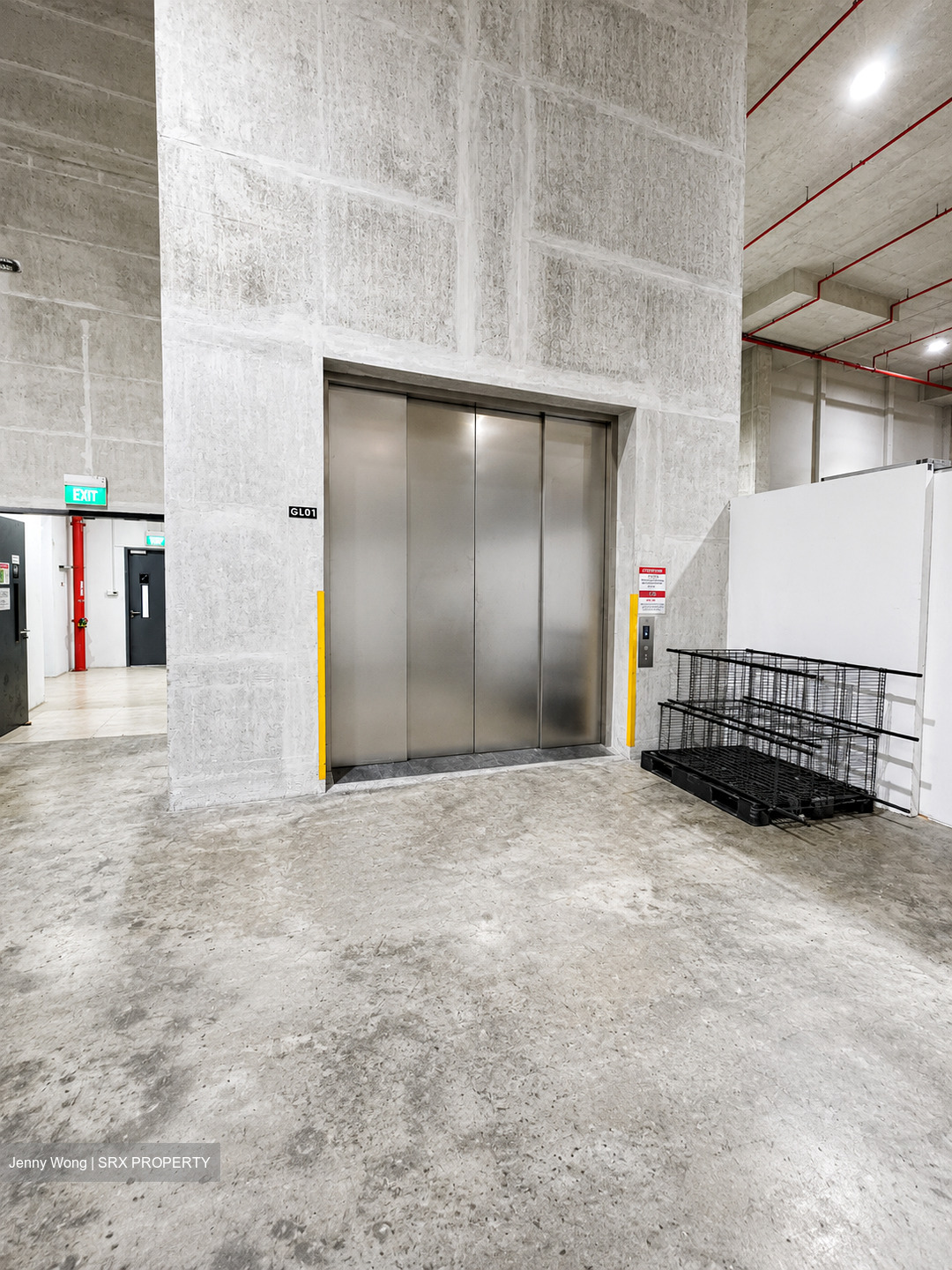 Foh Foh Building (D22), Warehouse #571245011